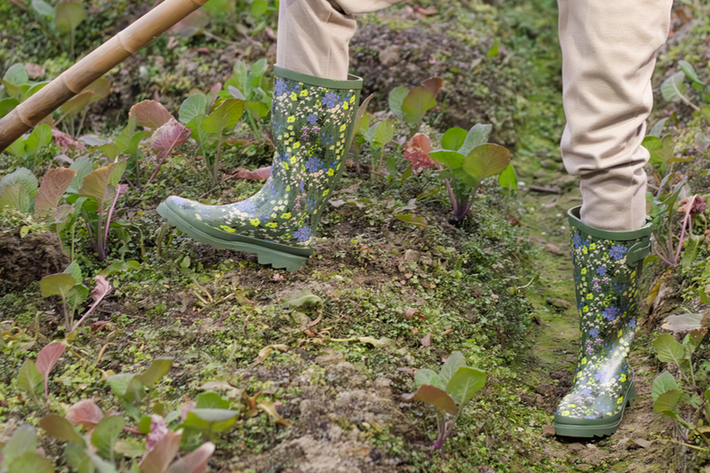 Gardening with best garden rain boots